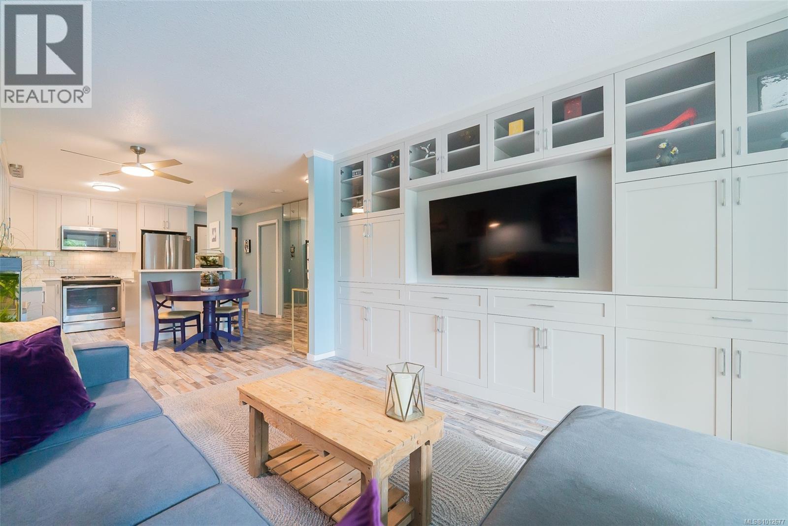 Photo 12 of 205 100 Dawes St, Nanaimo BC