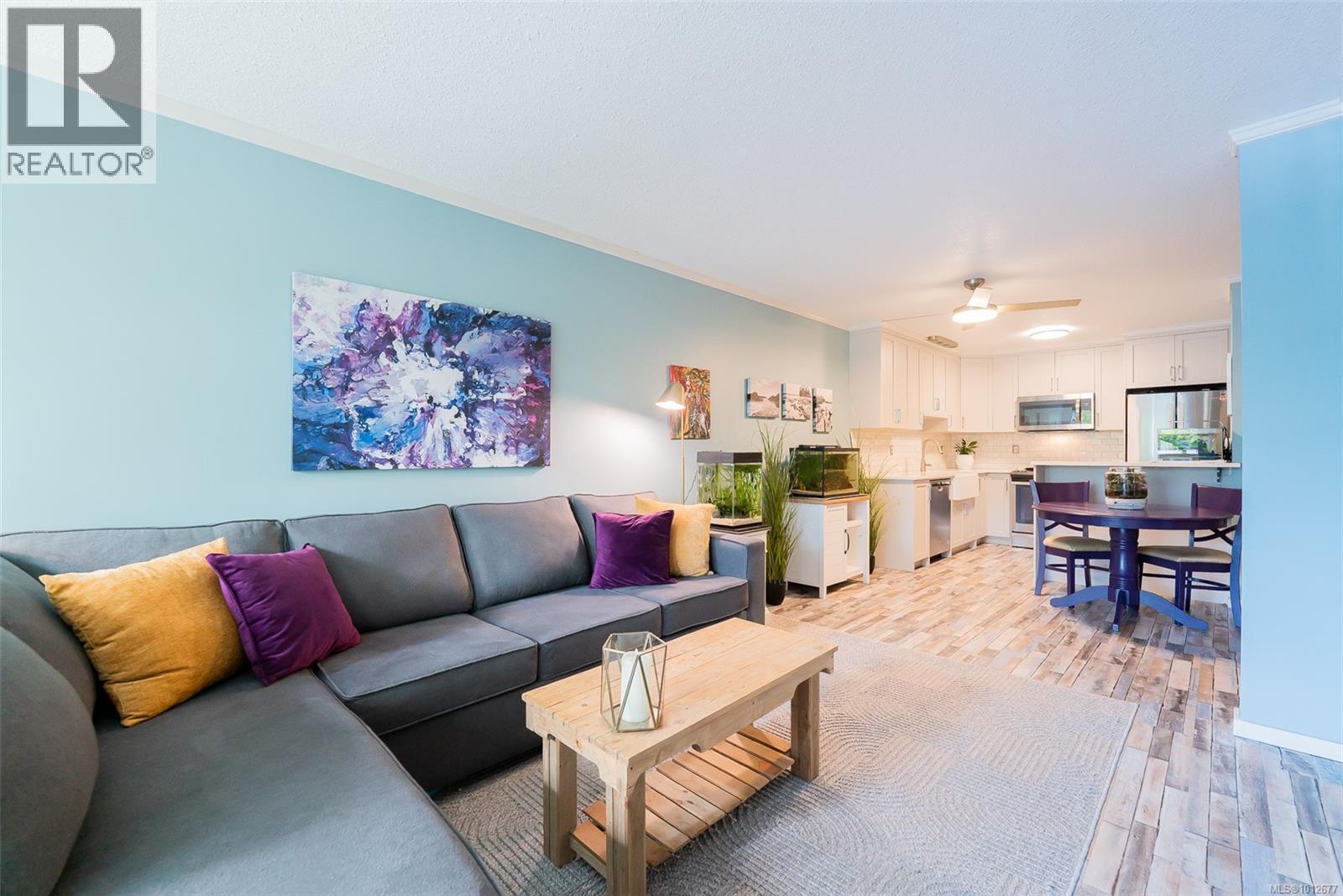 Photo 13 of 205 100 Dawes St, Nanaimo BC