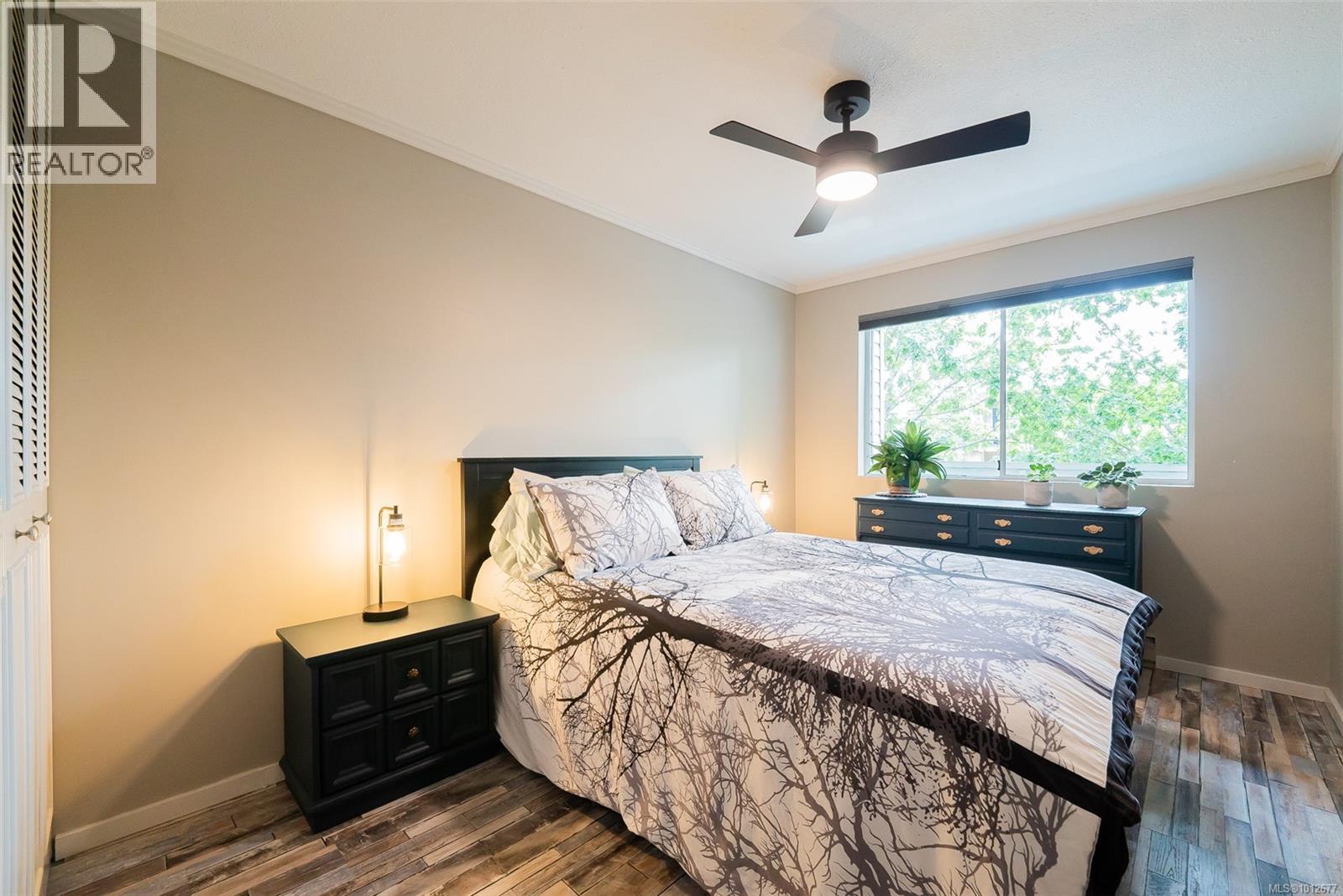 Photo 14 of 205 100 Dawes St, Nanaimo BC