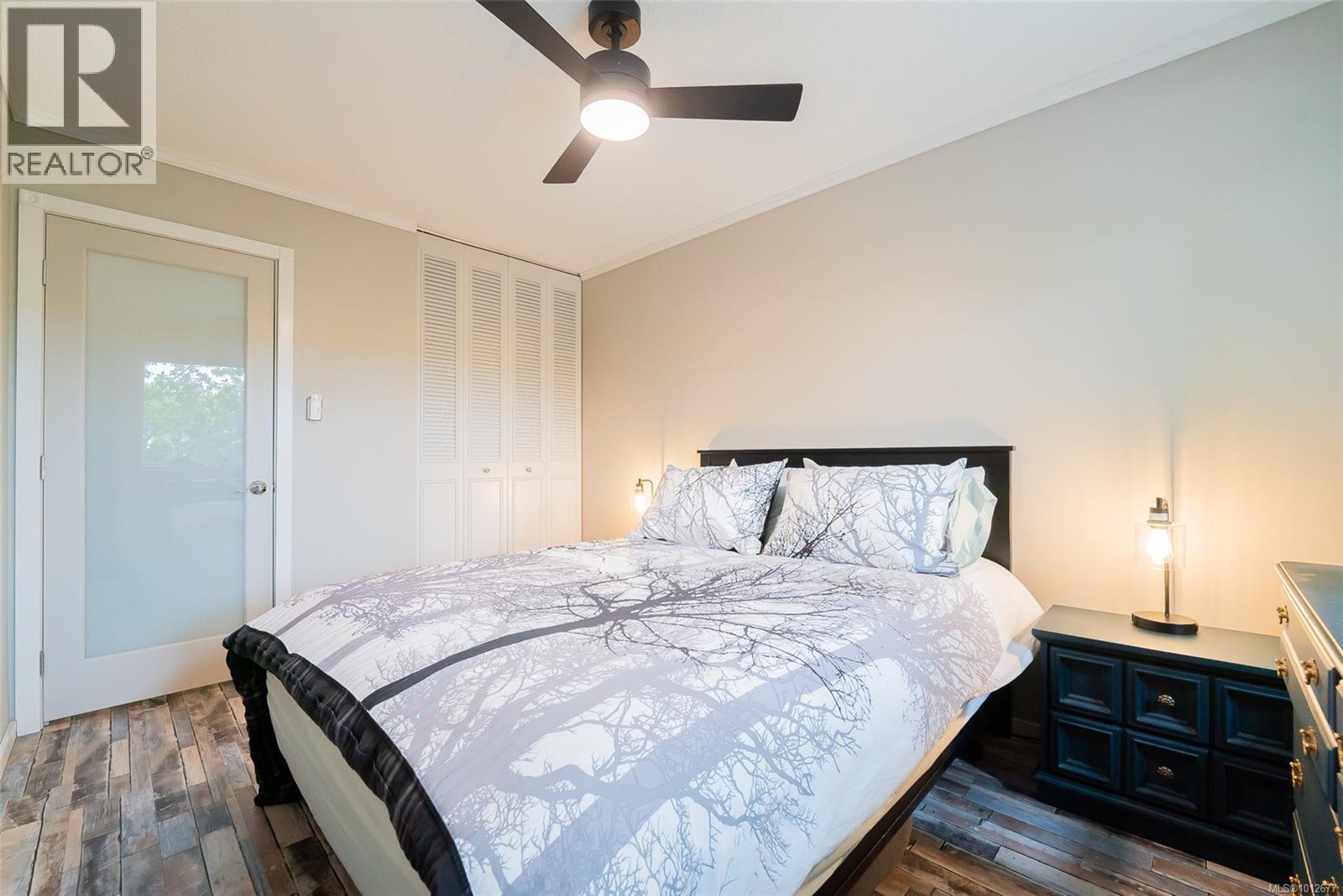 Photo 15 of 205 100 Dawes St, Nanaimo BC