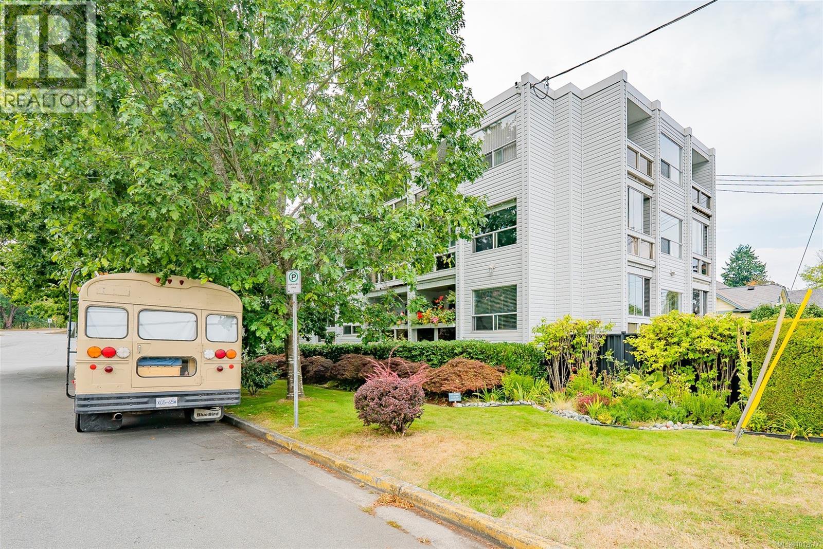 Photo 26 of 205 100 Dawes St, Nanaimo BC