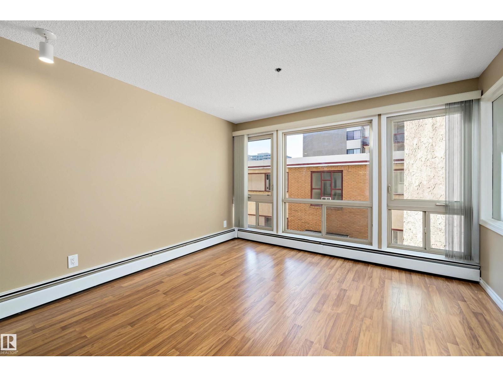 Photo 15 of 307 10171 119 St Nw, Edmonton AB