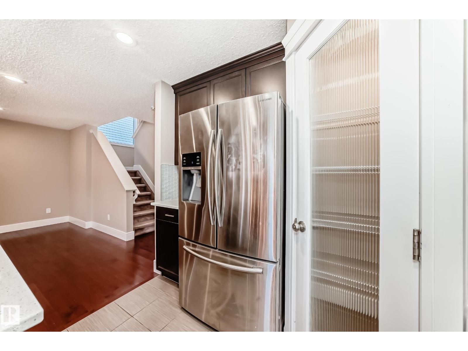 Photo 7 of 3616 168 Av Nw, Edmonton AB