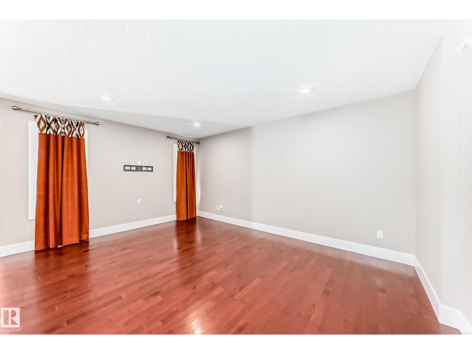 Photo 14 of 3616 168 Av Nw, Edmonton AB
