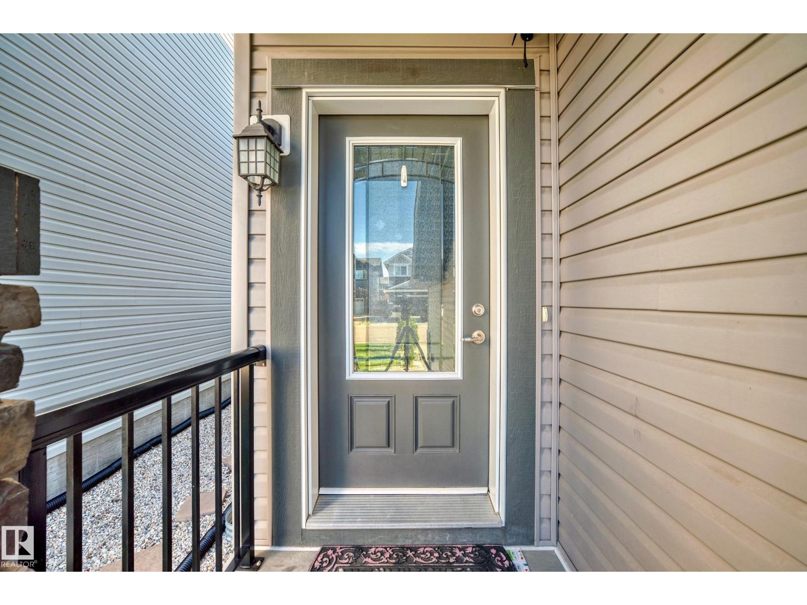 Photo 3 of 3616 168 Av Nw, Edmonton AB