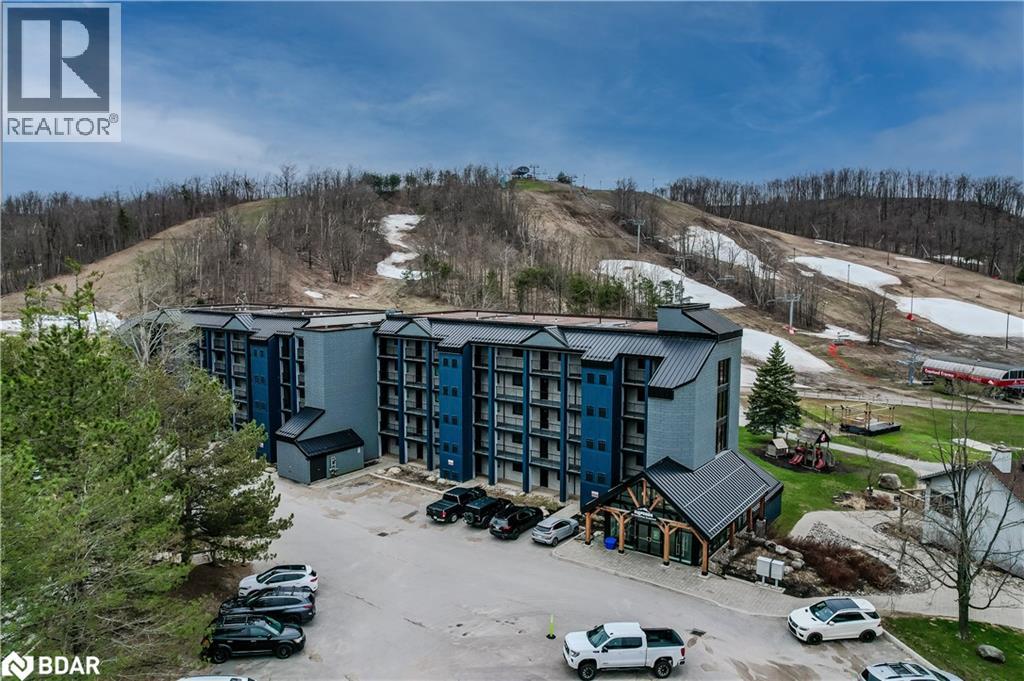 Photo 31 of 80 Horseshoe Valley Boulevard Unit 302, Oromedonte ON