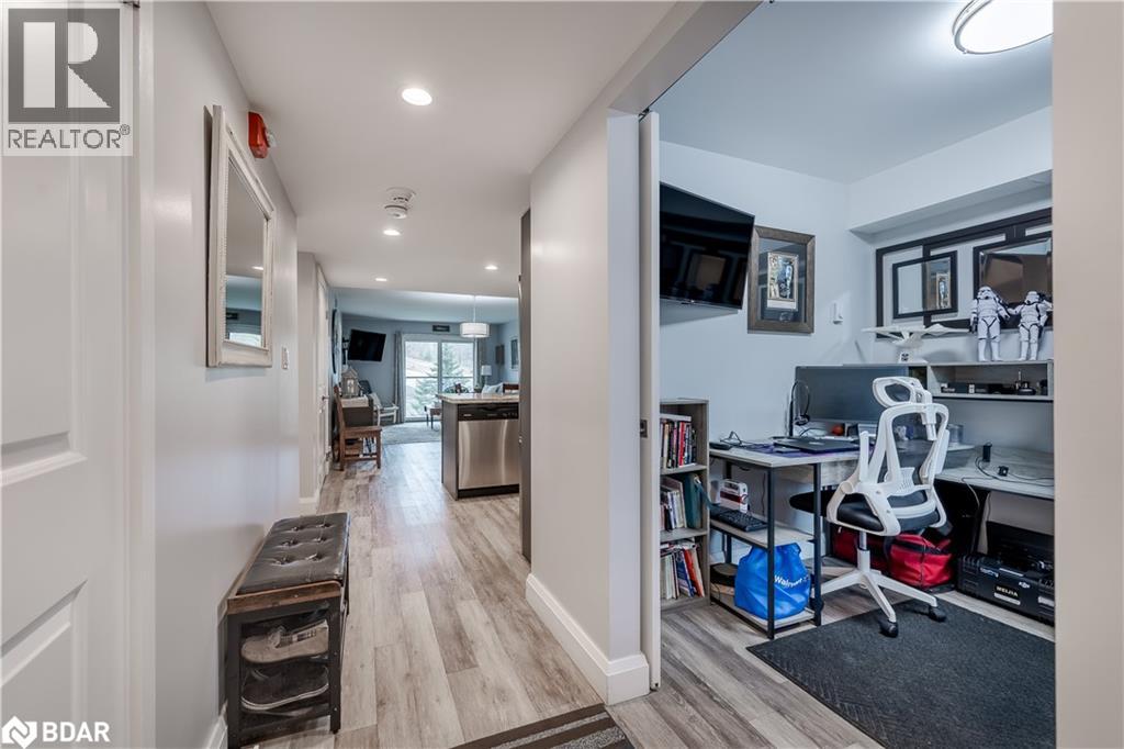 Photo 5 of 80 Horseshoe Valley Boulevard Unit 302, Oromedonte ON
