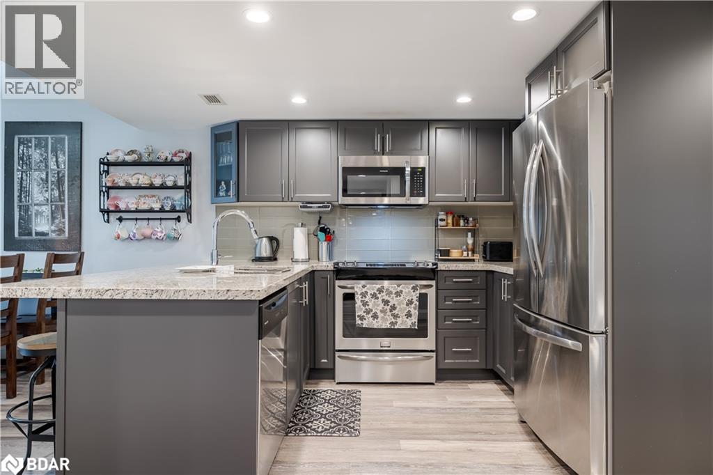 Photo 8 of 80 Horseshoe Valley Boulevard Unit 302, Oromedonte ON