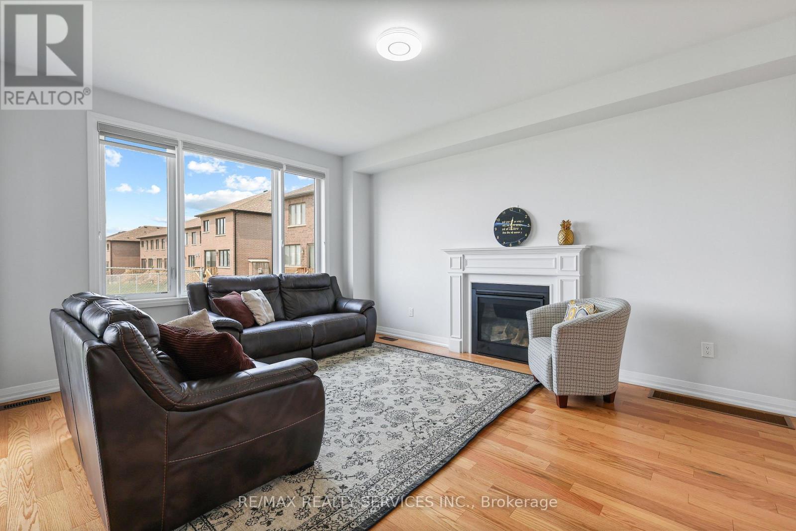 Photo 13 of 839 Sobeski Avenue, Woodstock ON