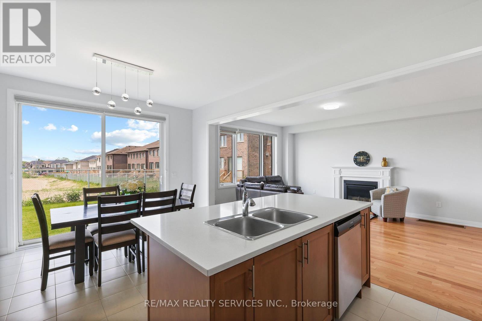 Photo 22 of 839 Sobeski Avenue, Woodstock ON