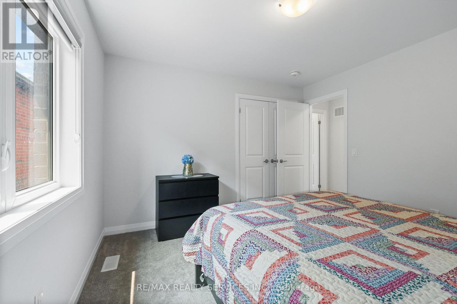 Photo 28 of 839 Sobeski Avenue, Woodstock ON