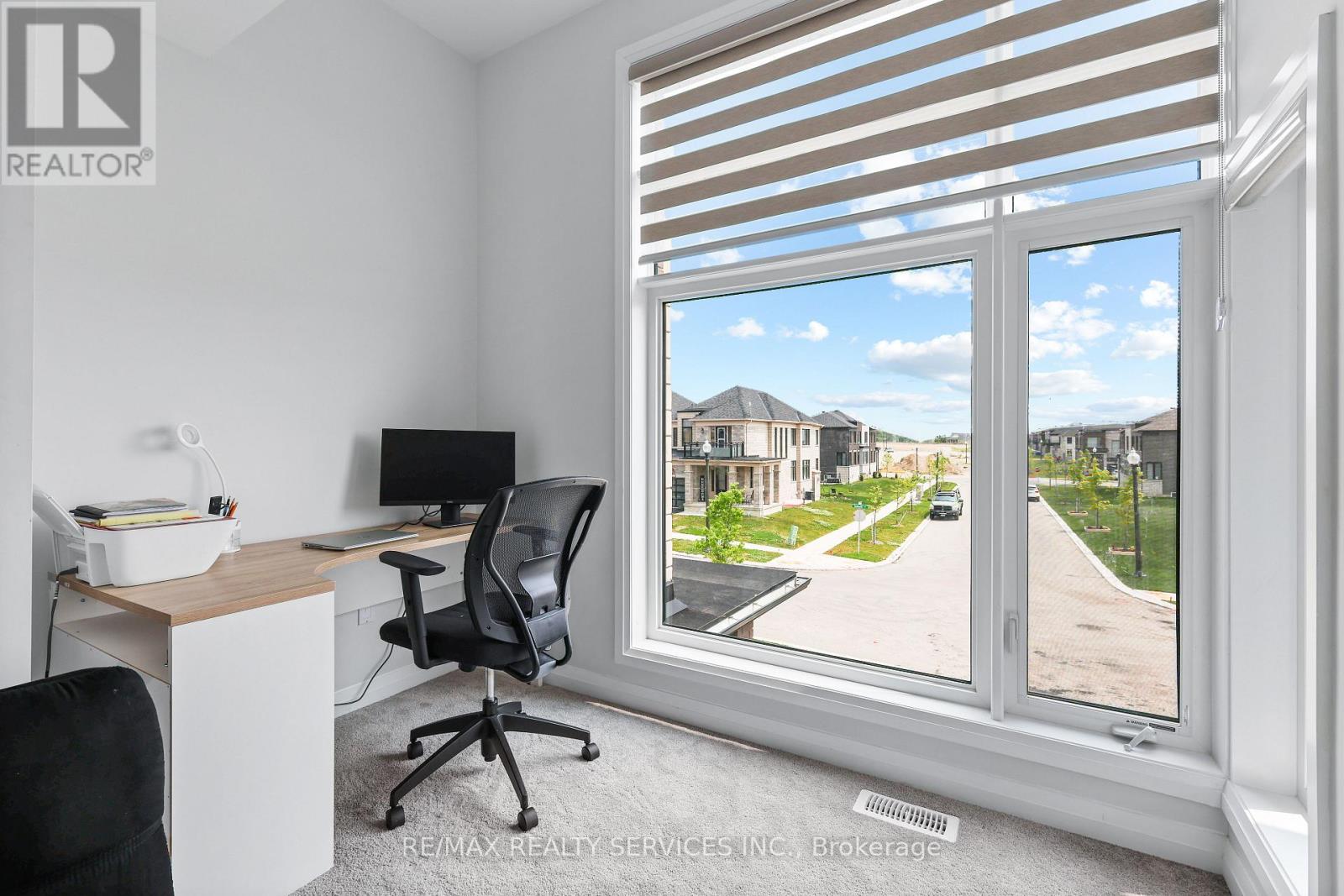 Photo 45 of 839 Sobeski Avenue, Woodstock ON