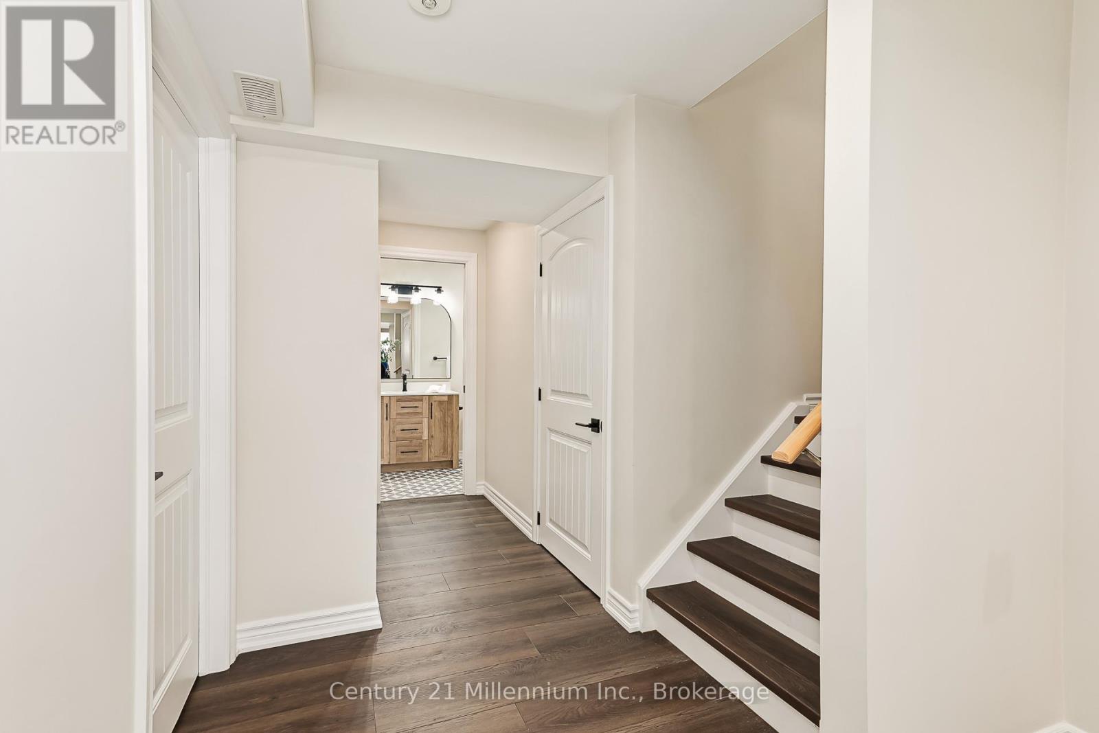 Photo 28 of 133 Conservation Way, Collingwood ON