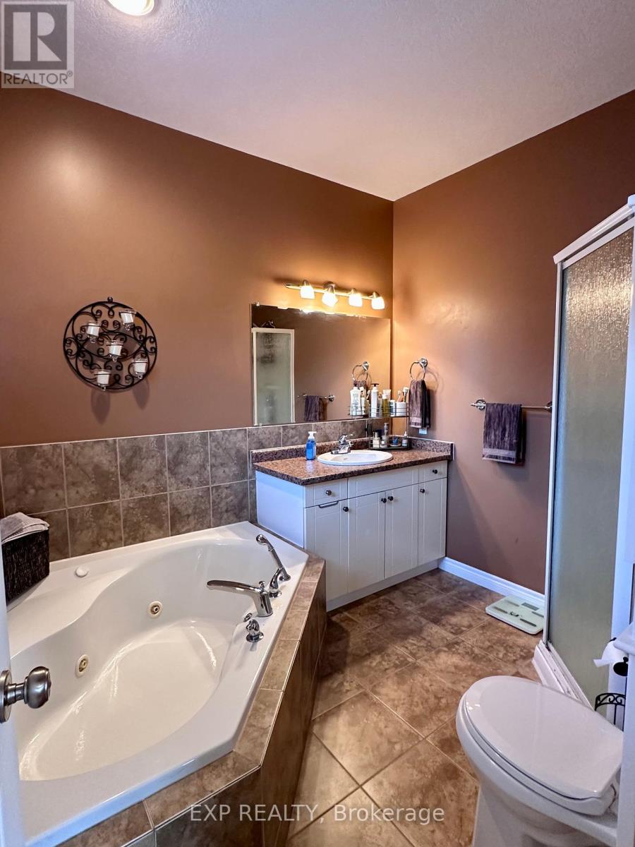 Photo 22 of 1 Falconridge Court, St Thomas ON