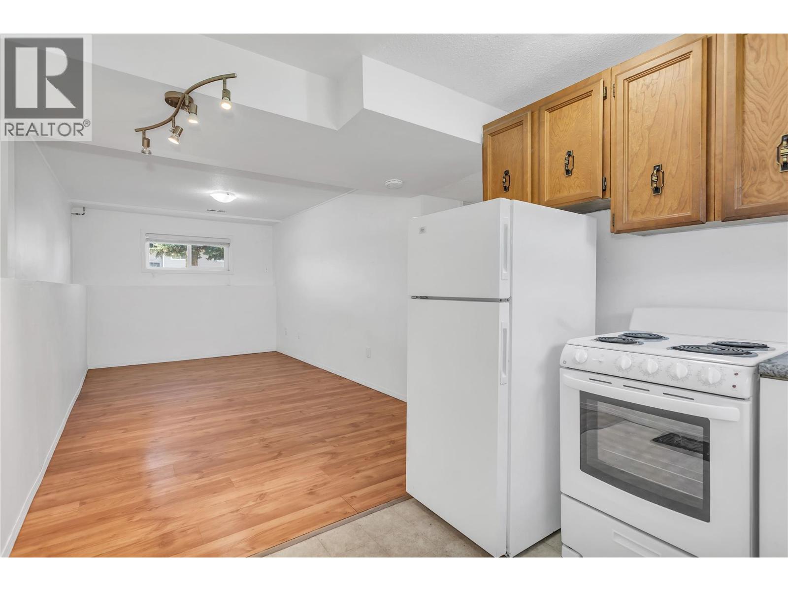  1480 Denver Road, Kelowna