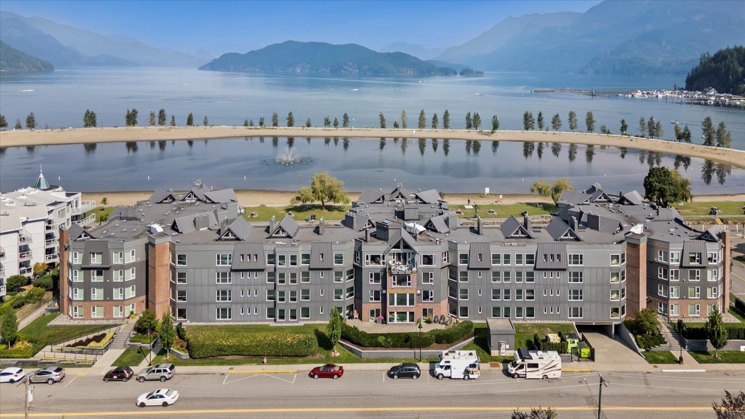 209 378 ESPLANADE AVENUE, Harrison Hot Springs, Harrison Hot Springs