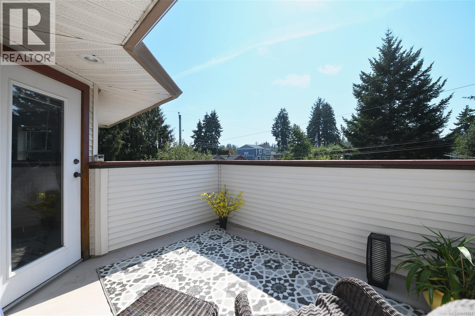 B 1188 Lewis Ave, Courtenay
