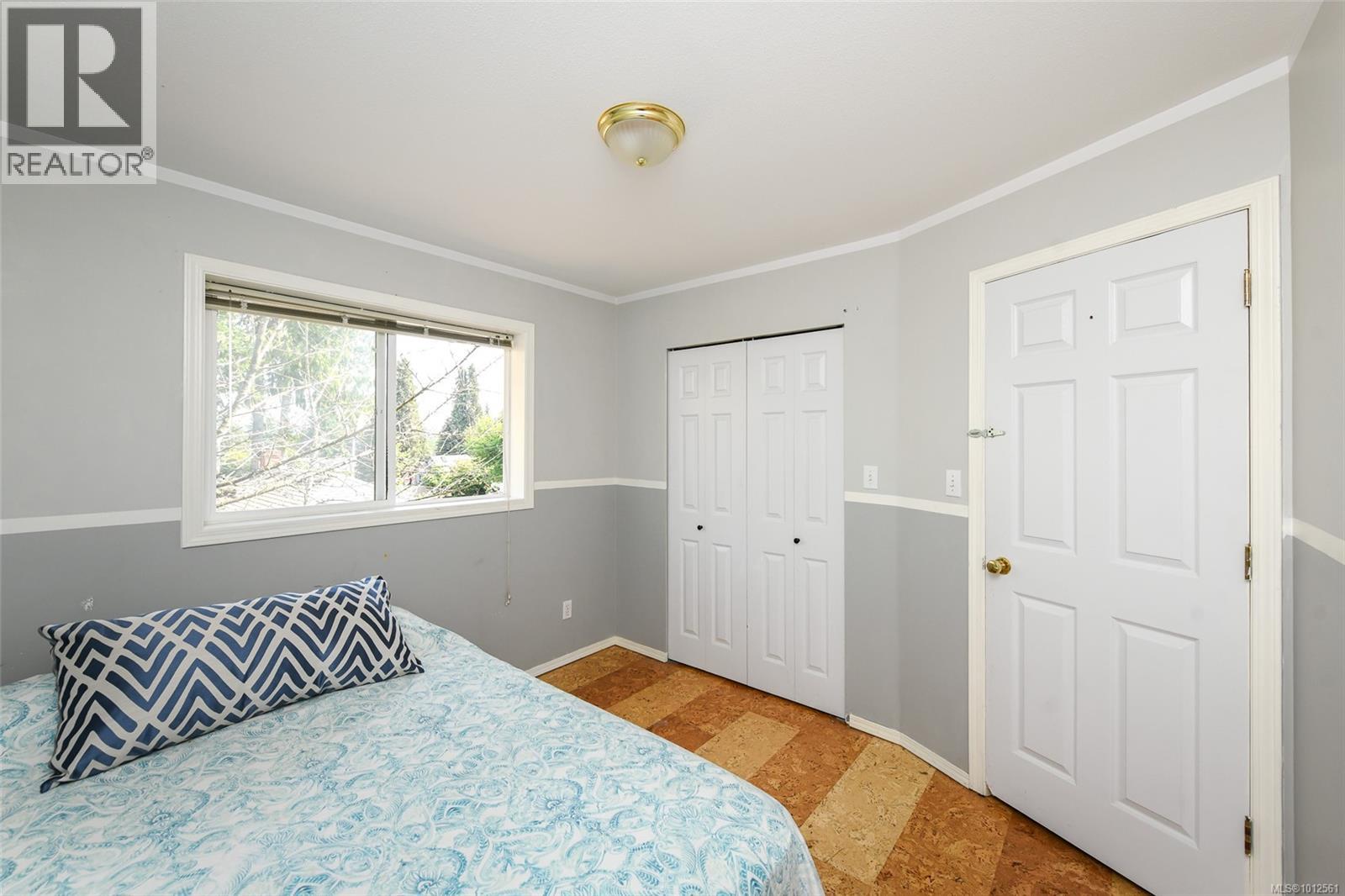 B 1188 Lewis Ave, Courtenay