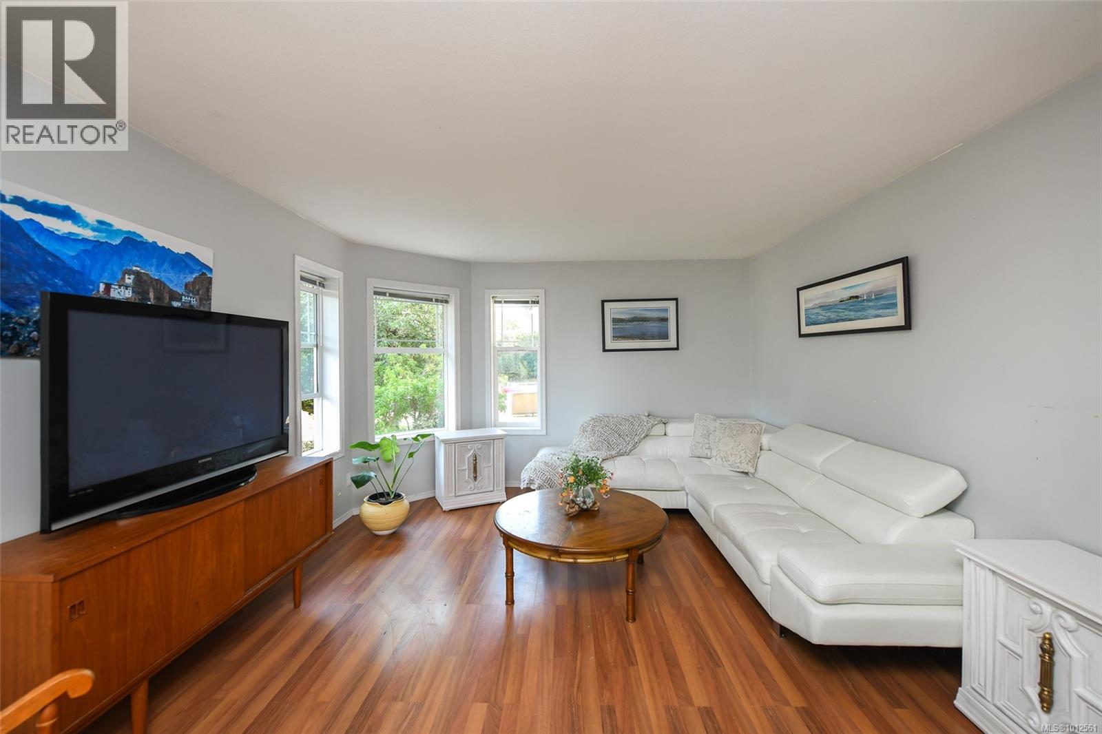 B 1188 Lewis Ave, Courtenay