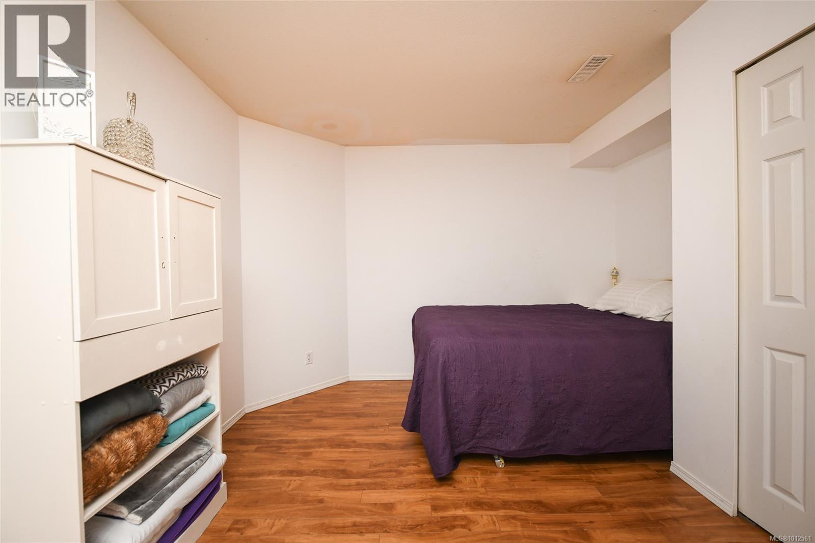B 1188 Lewis Ave, Courtenay