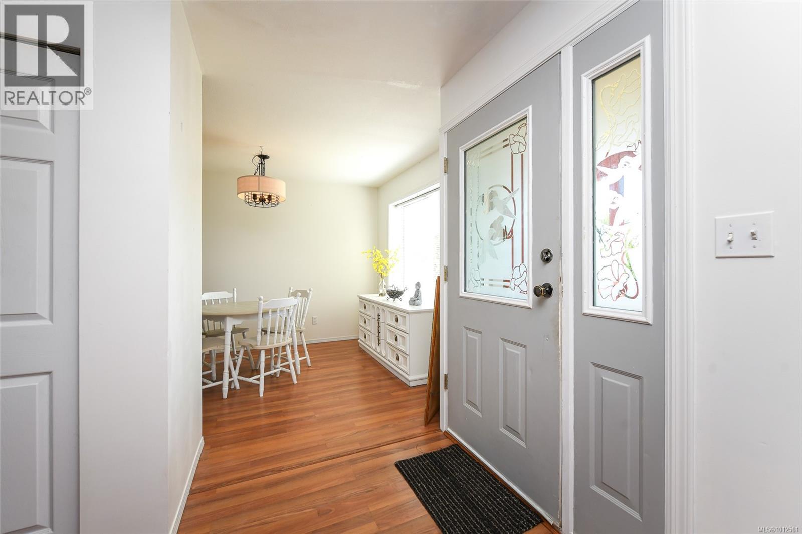 B 1188 Lewis Ave, Courtenay