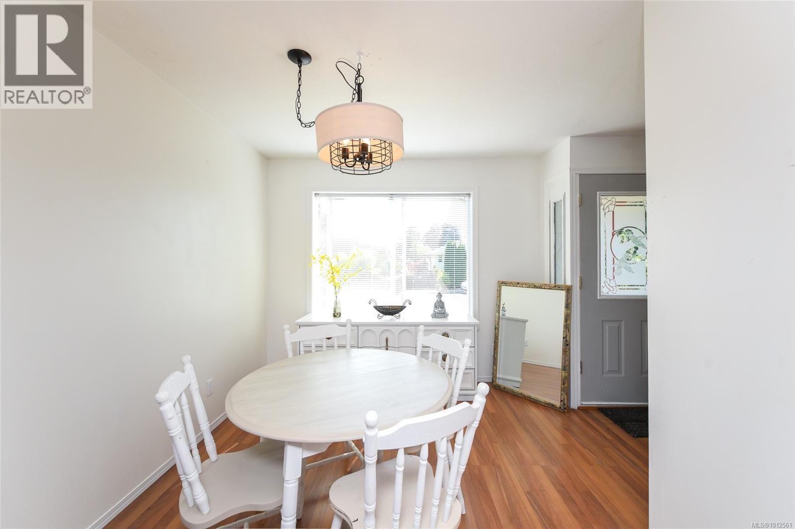 B 1188 Lewis Ave, Courtenay