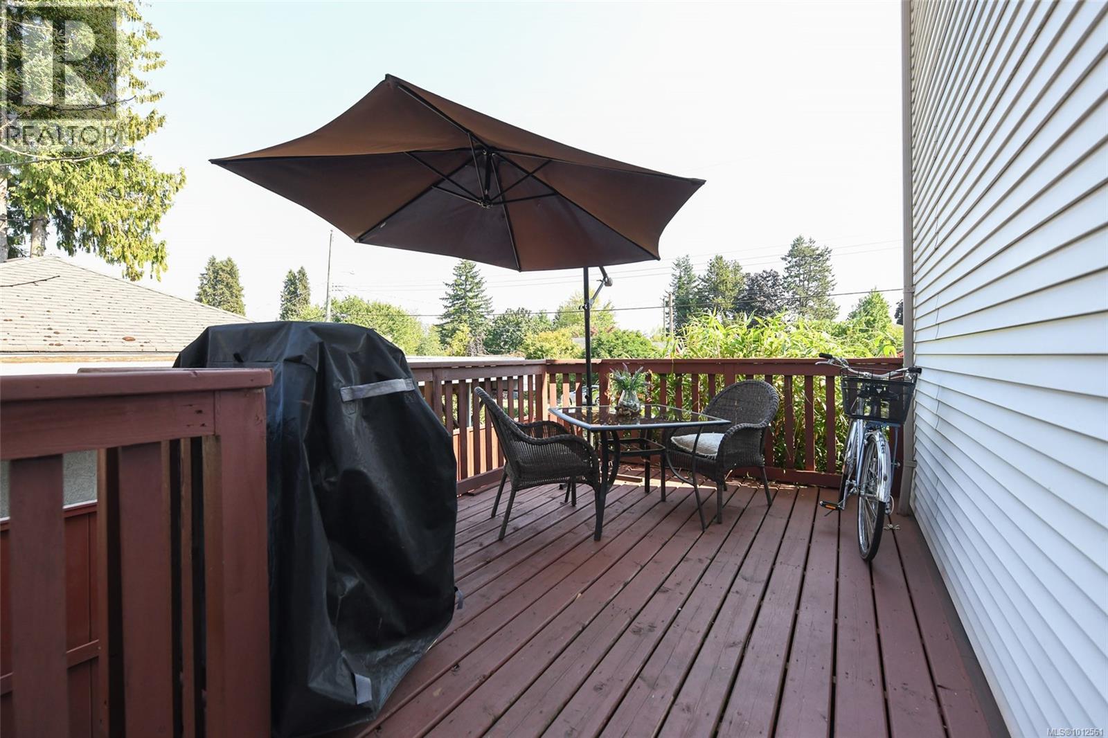 B 1188 Lewis Ave, Courtenay