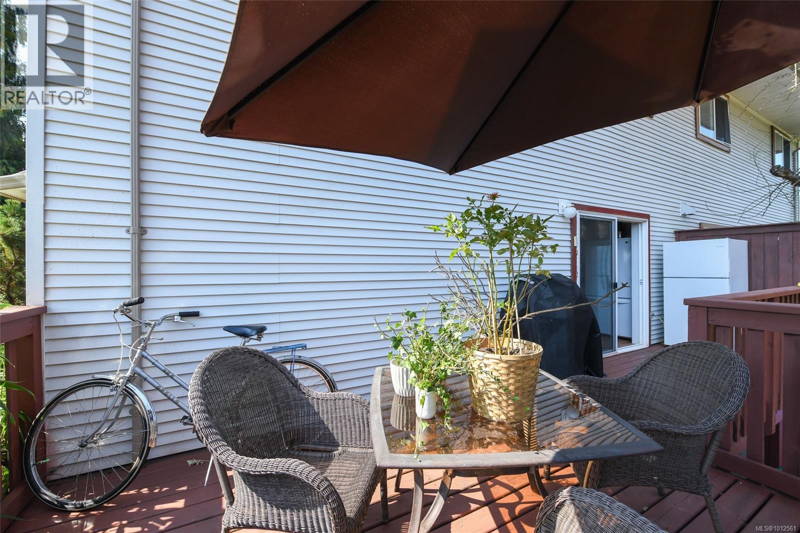 B 1188 Lewis Ave, Courtenay