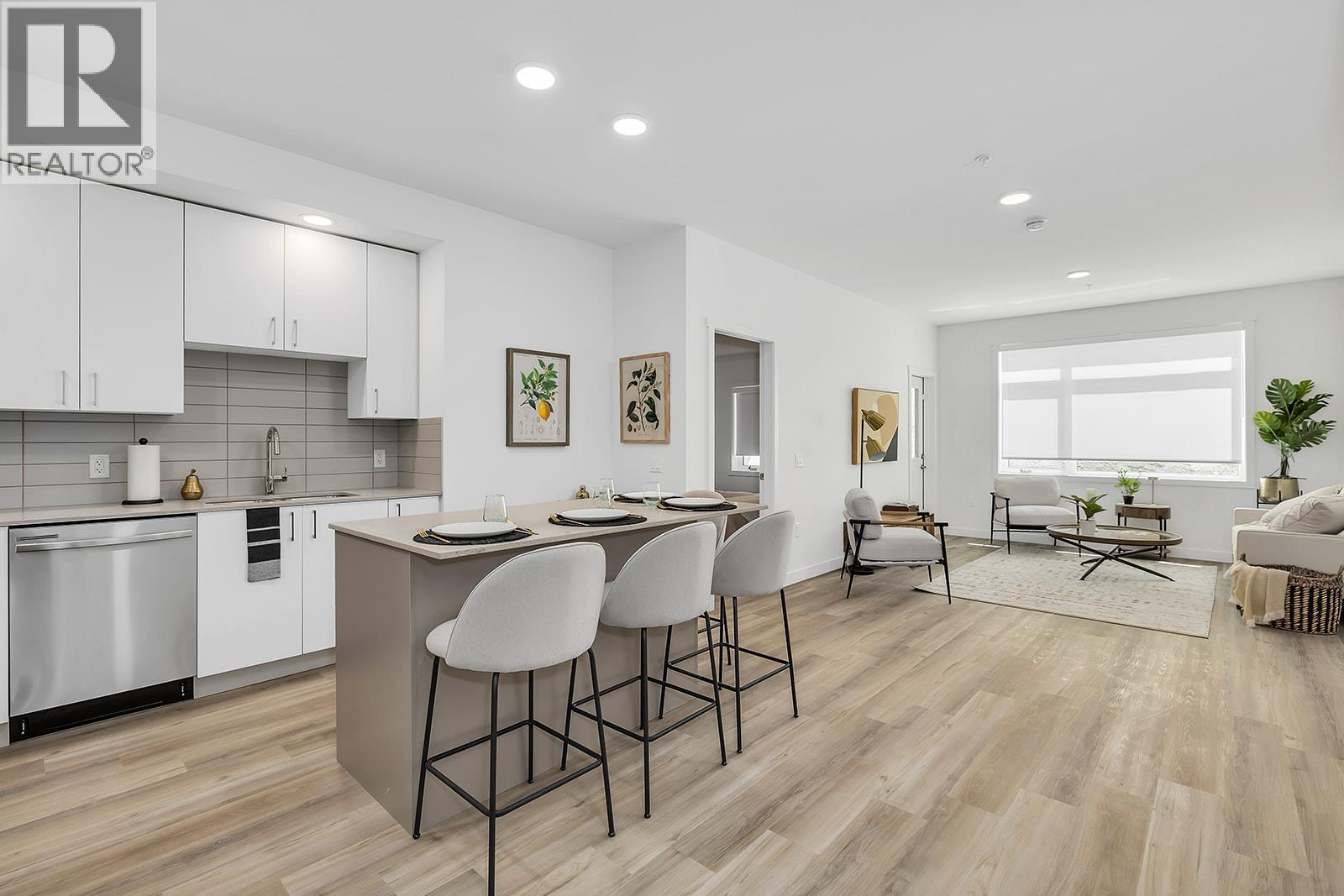 Photo 3 of 1057 Frost Road Unit 410, Kelowna BC
