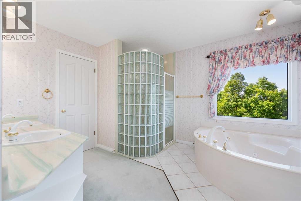 Single Family House for Sale in  Evergreen Hill SW Evergreen Calgary 