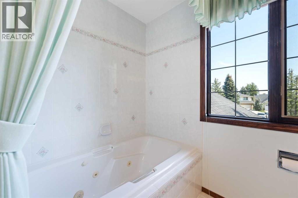 Single Family House for Sale in  Evergreen Hill SW Evergreen Calgary 