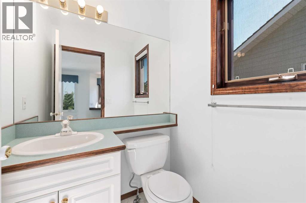 Single Family House for Sale in  Evergreen Hill SW Evergreen Calgary 
