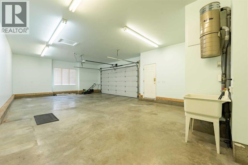 Single Family House for Sale in  Evergreen Hill SW Evergreen Calgary 