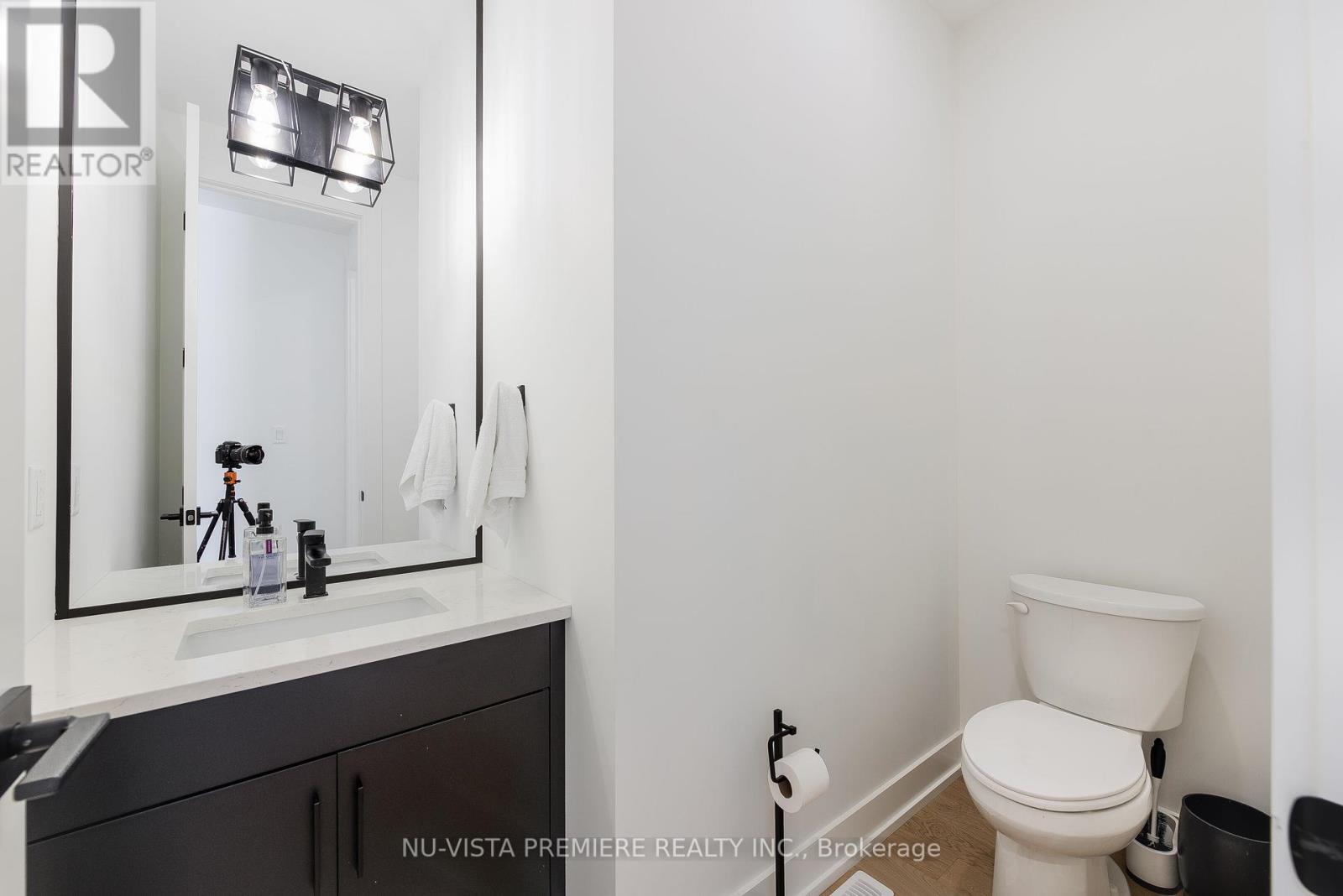 Photo 19 of 2228 Saddlerock Avenue, London North ON