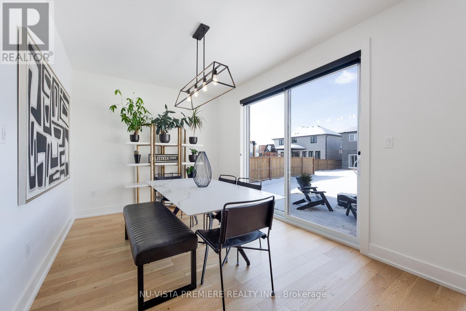 Photo 8 of 2228 Saddlerock Avenue, London North ON