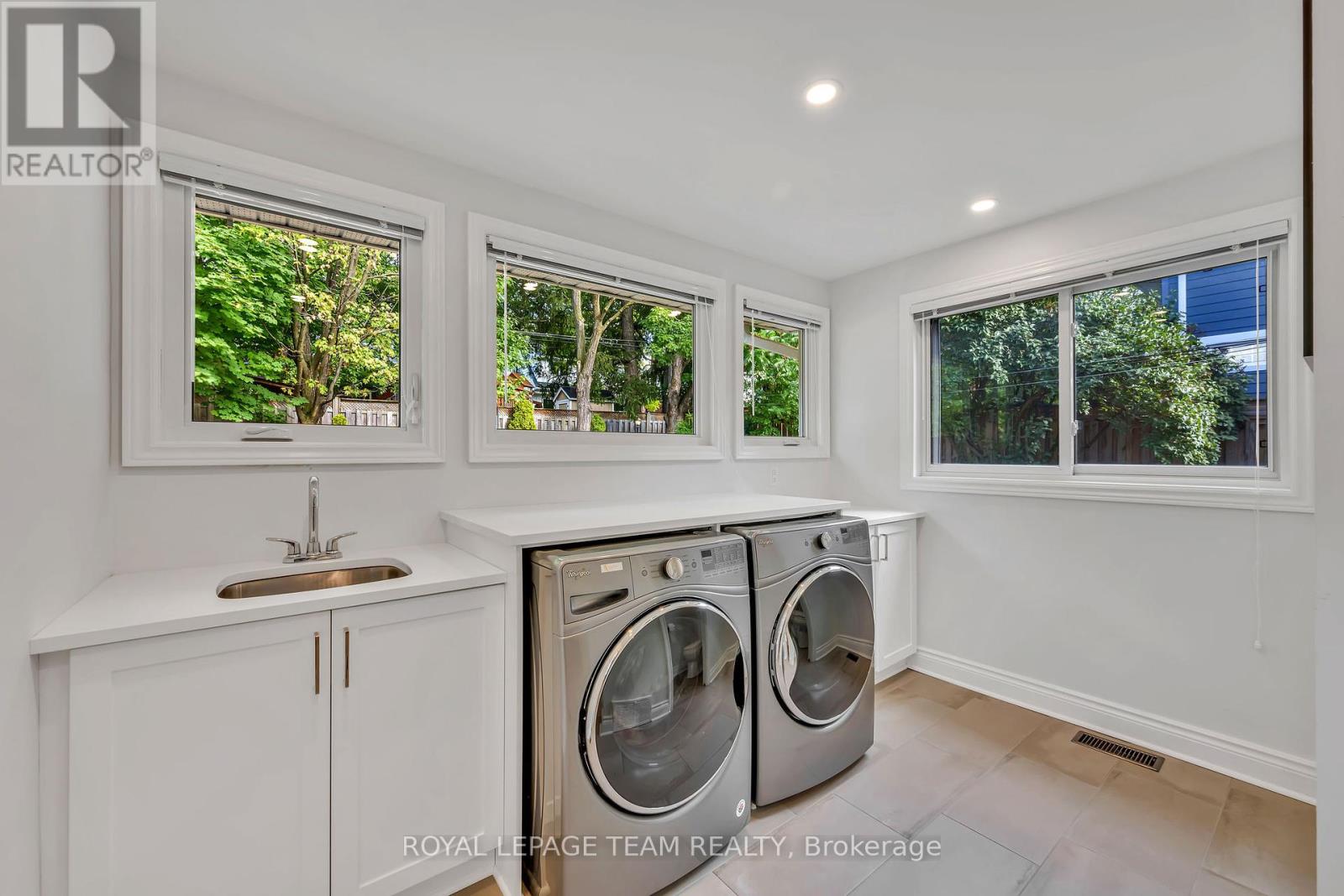 Photo 15 of 2233 Beaver Avenue, Ottawa ON