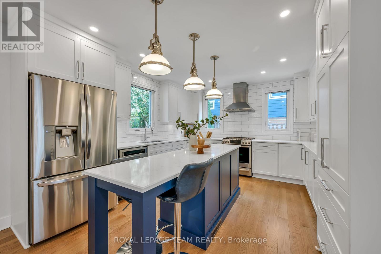 Photo 18 of 2233 Beaver Avenue, Ottawa ON