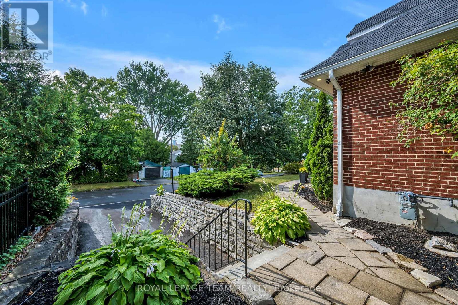 Photo 49 of 2233 Beaver Avenue, Ottawa ON