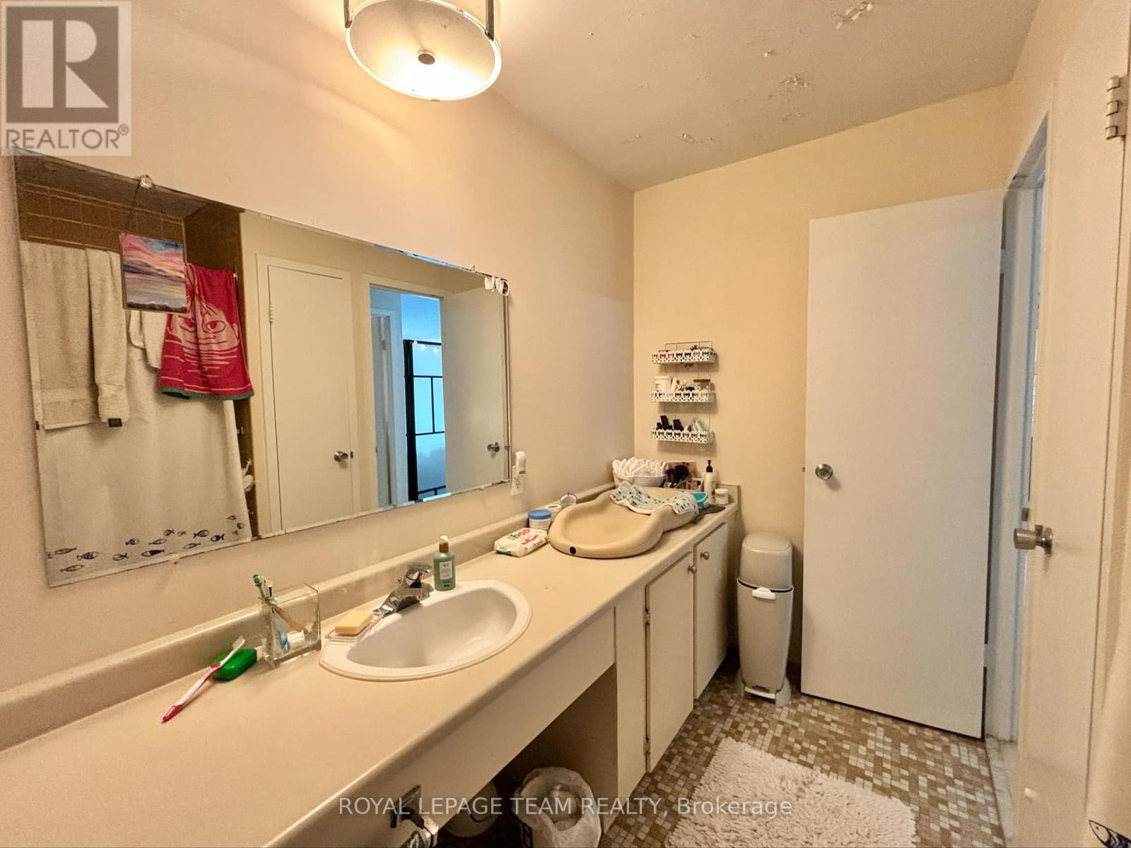 Photo 26 of 1101 2951 Riverside Drive, Ottawa ON