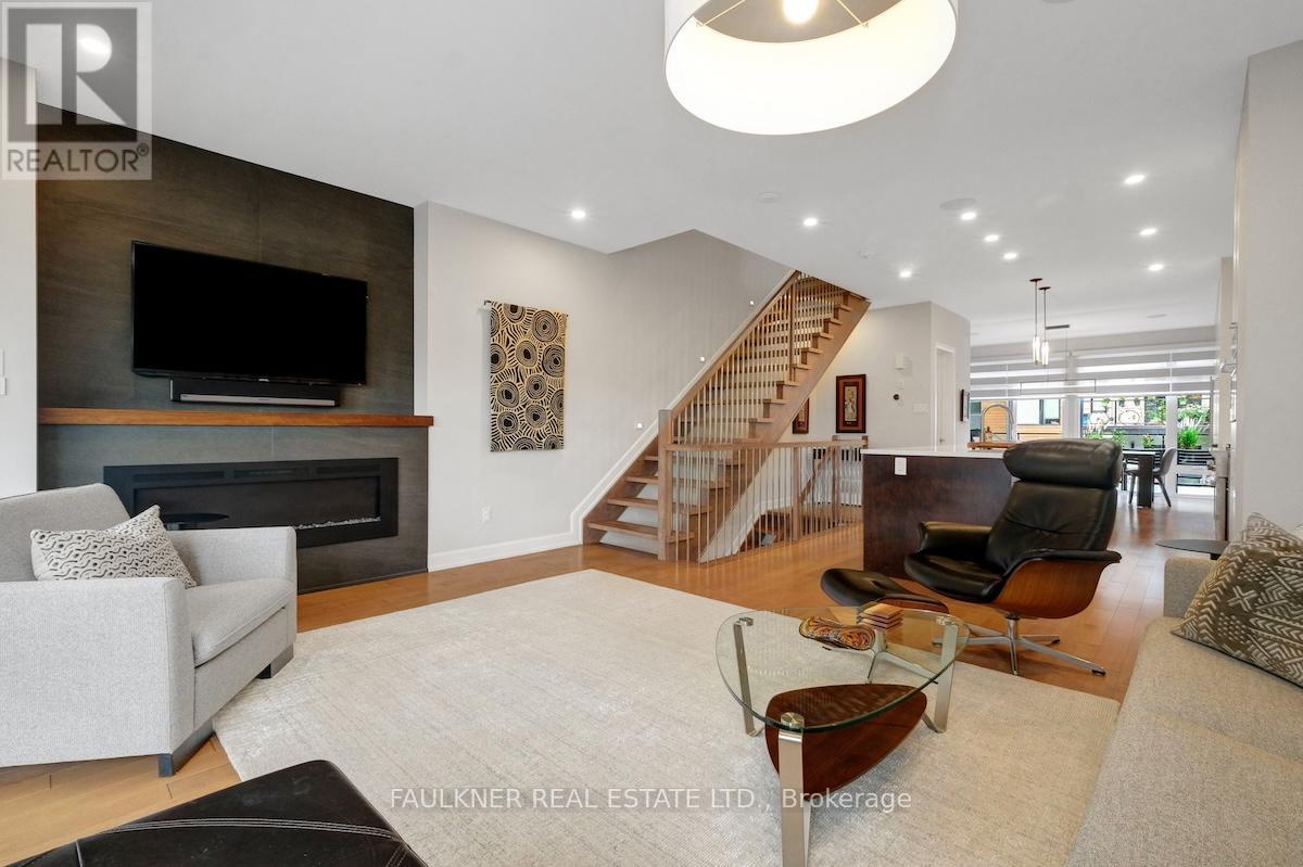 Photo 14 of 304 Sanctuary Private, Ottawa ON