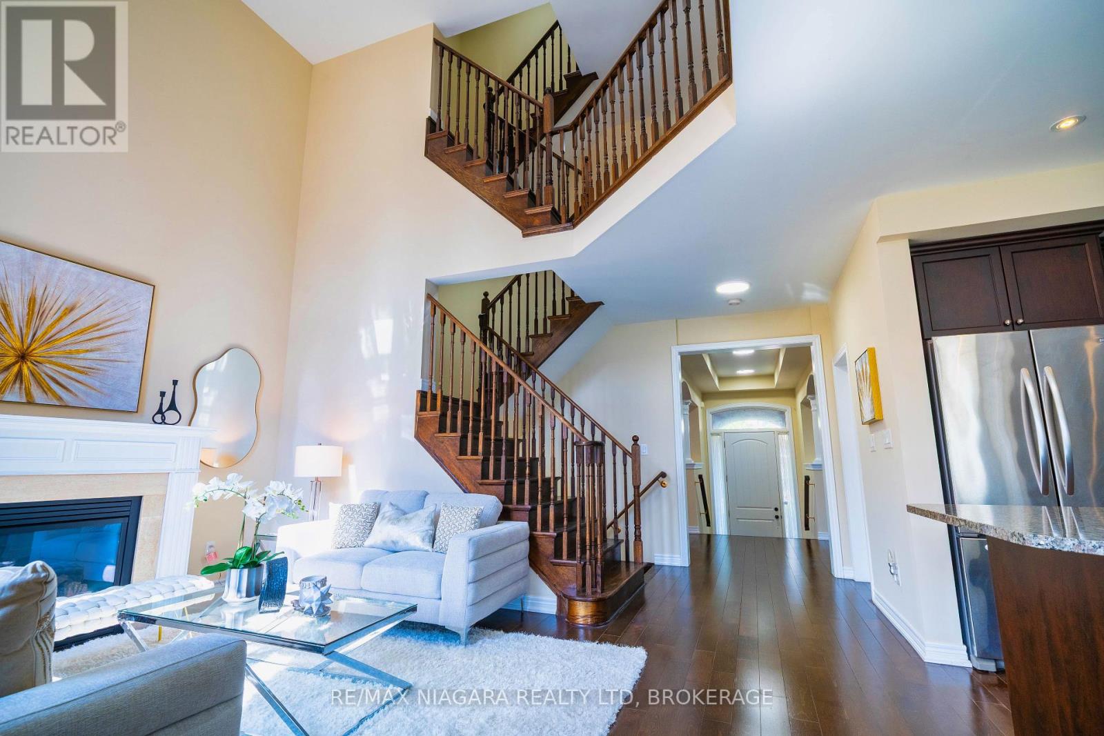 Photo 22 of 40 Dungannon Drive, Markham ON