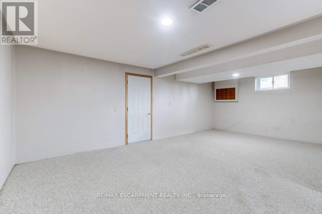 Photo 30 of 595 Green Mountain Road E, Hamilton ON
