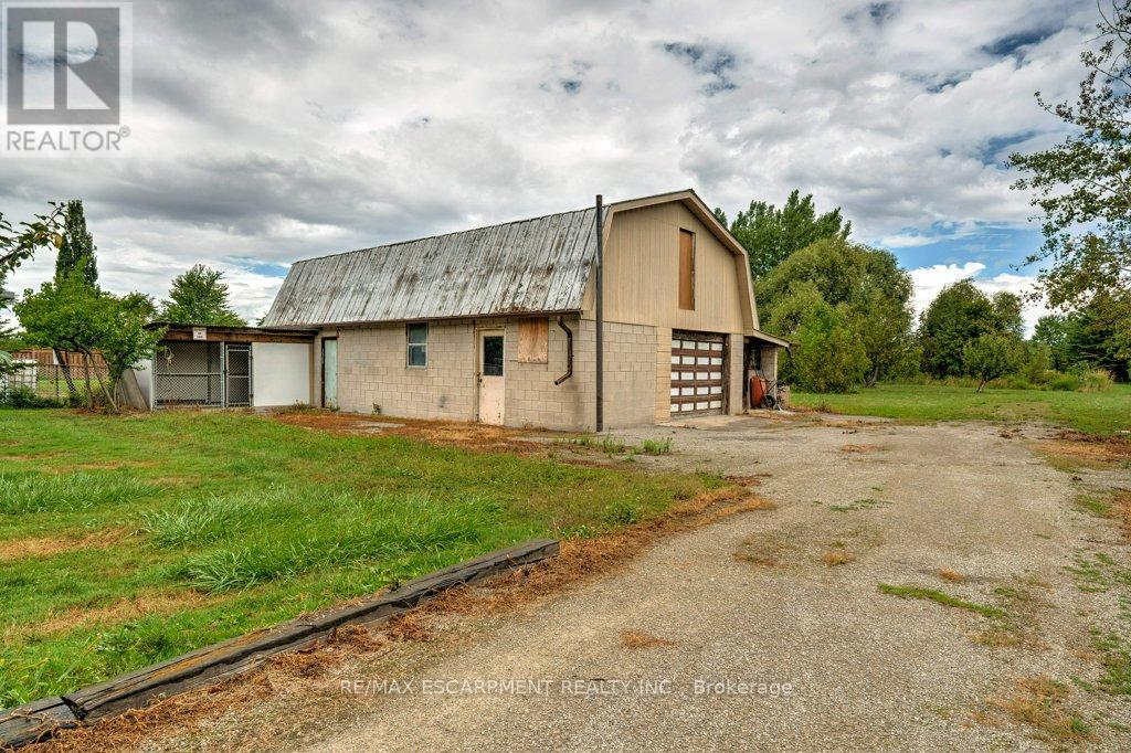 Photo 38 of 595 Green Mountain Road E, Hamilton ON