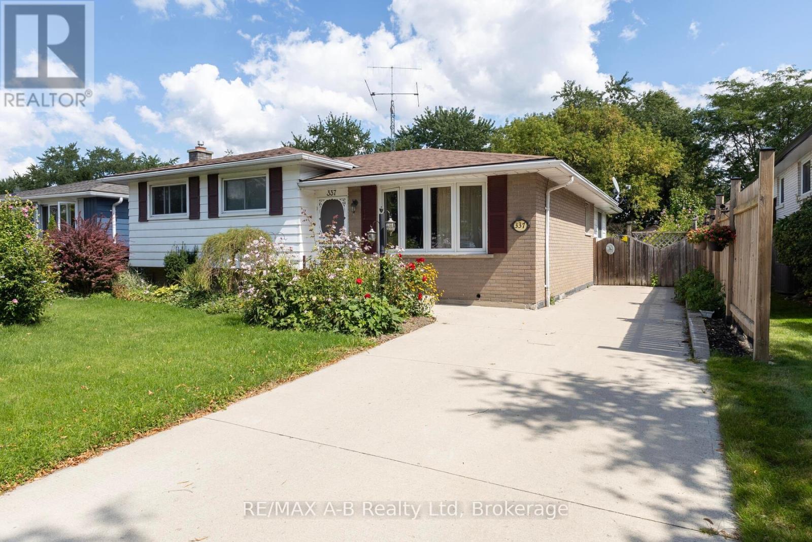 Photo 1 of 337 Willow Street, Stratford ON