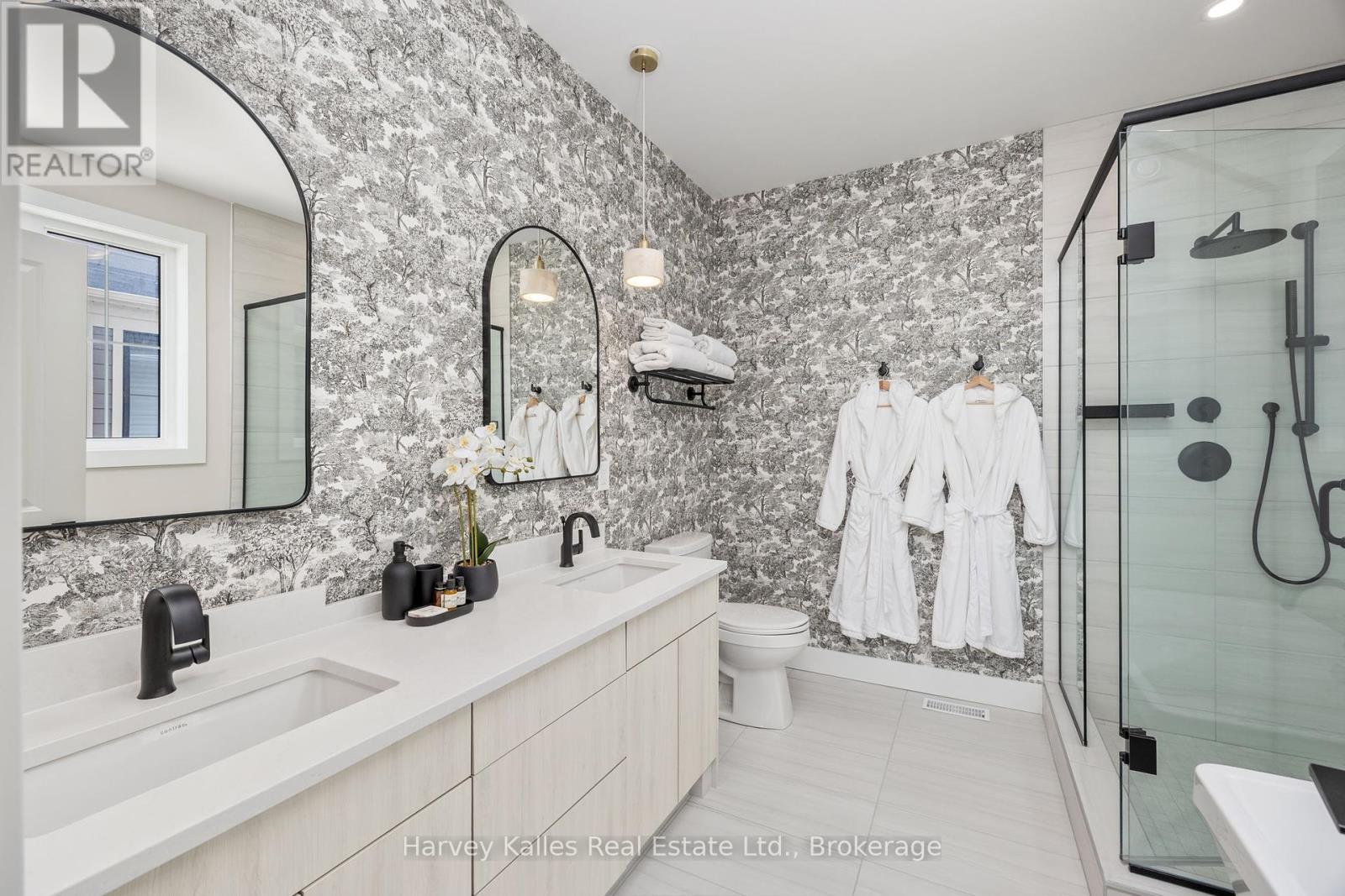 Photo 14 of 113 Black Willow Street, Blue Mountains ON