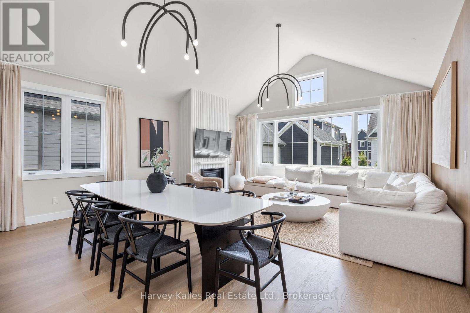 Photo 8 of 113 Black Willow Street, Blue Mountains ON