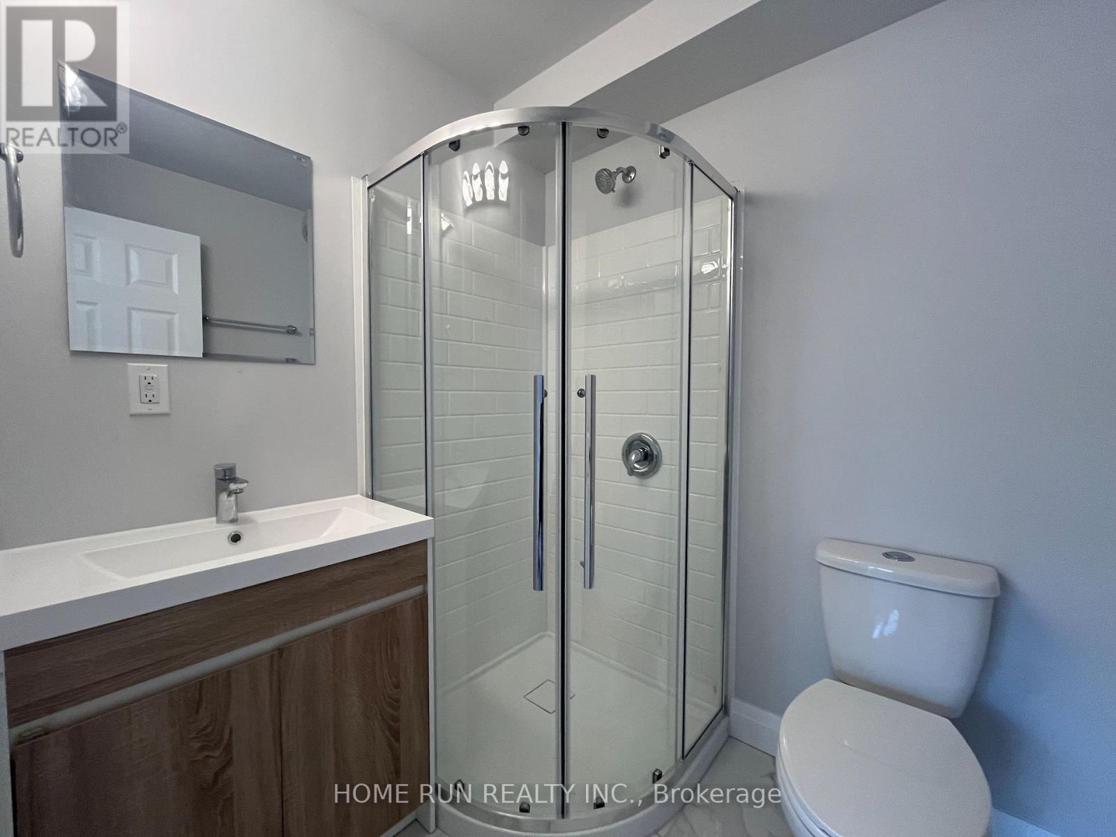 Photo 12 of B 87 Queen Mary Street, Ottawa ON