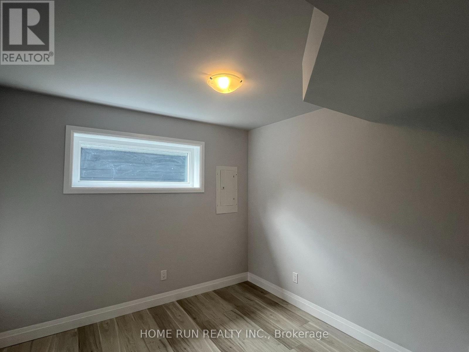Photo 15 of B 87 Queen Mary Street, Ottawa ON