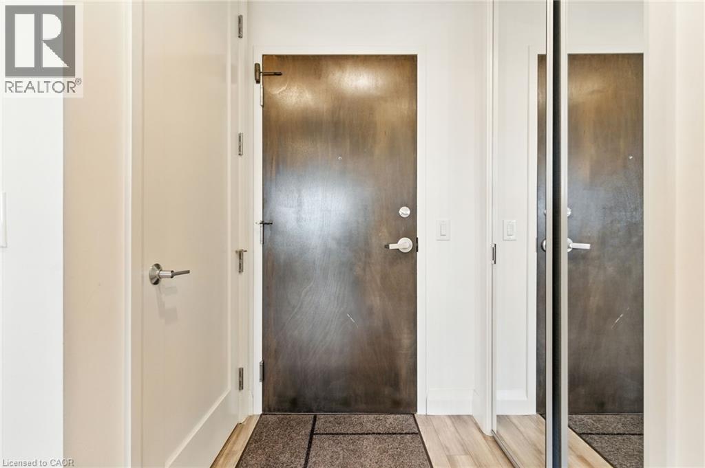 Photo 6 of 118 King Street E Unit 523, Hamilton ON