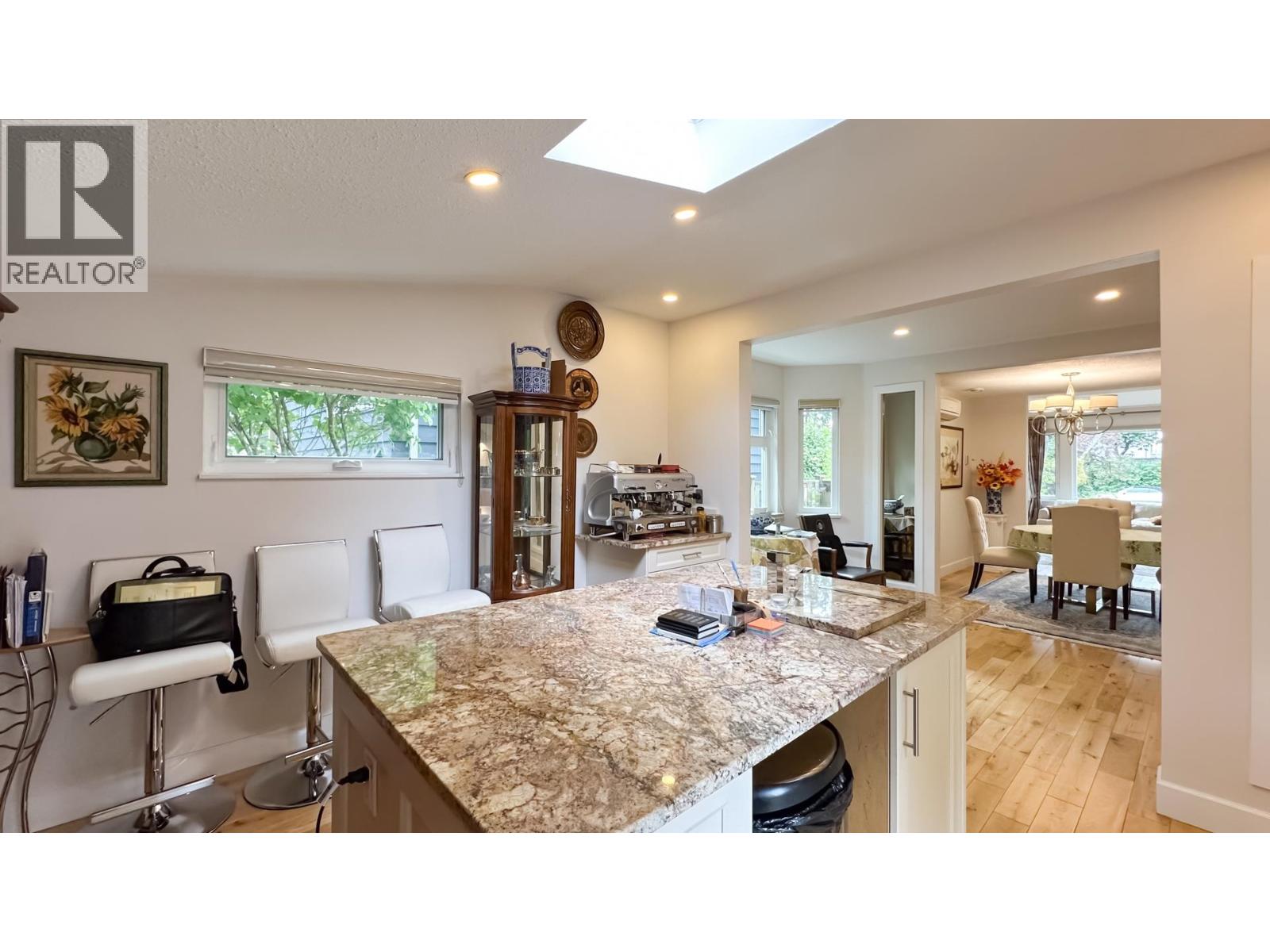 Photo 12 of 880 W 19th Street, North Vancouver BC